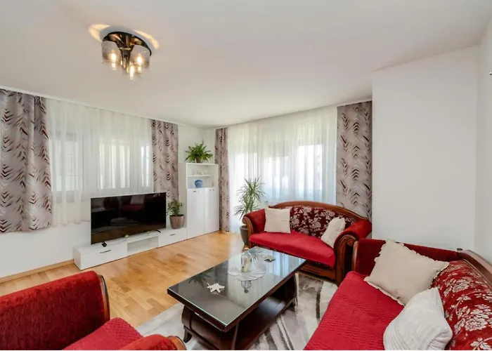 Oliva * بيتريتْشاني