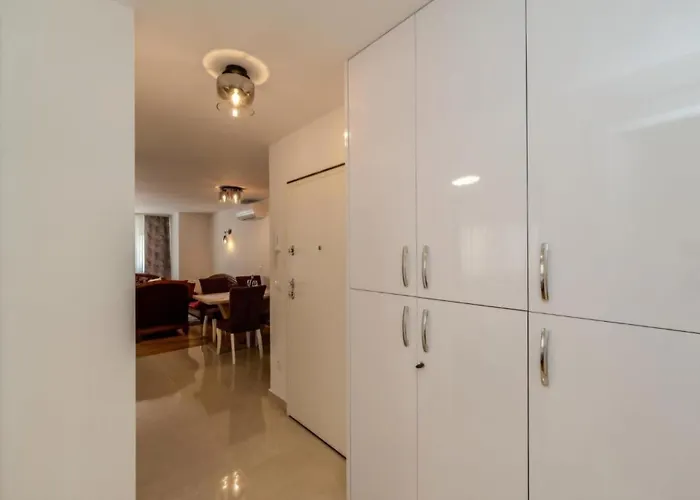 Oliva بيتريتْشاني