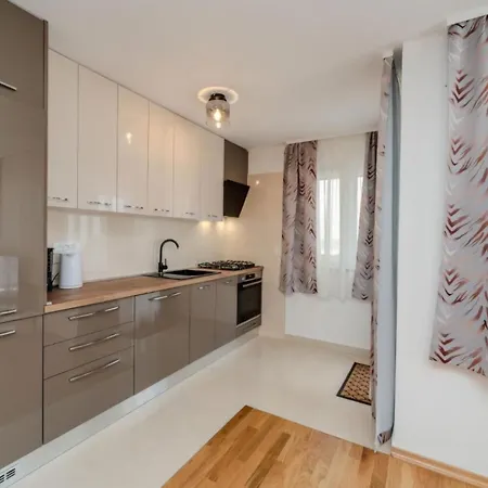 Διαμέρισμα Oliva Petrcane