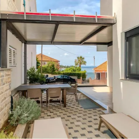 Διαμέρισμα Oliva *